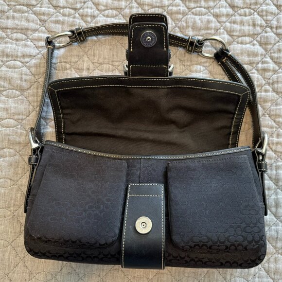 Coach purse - Picture 1 of 5
